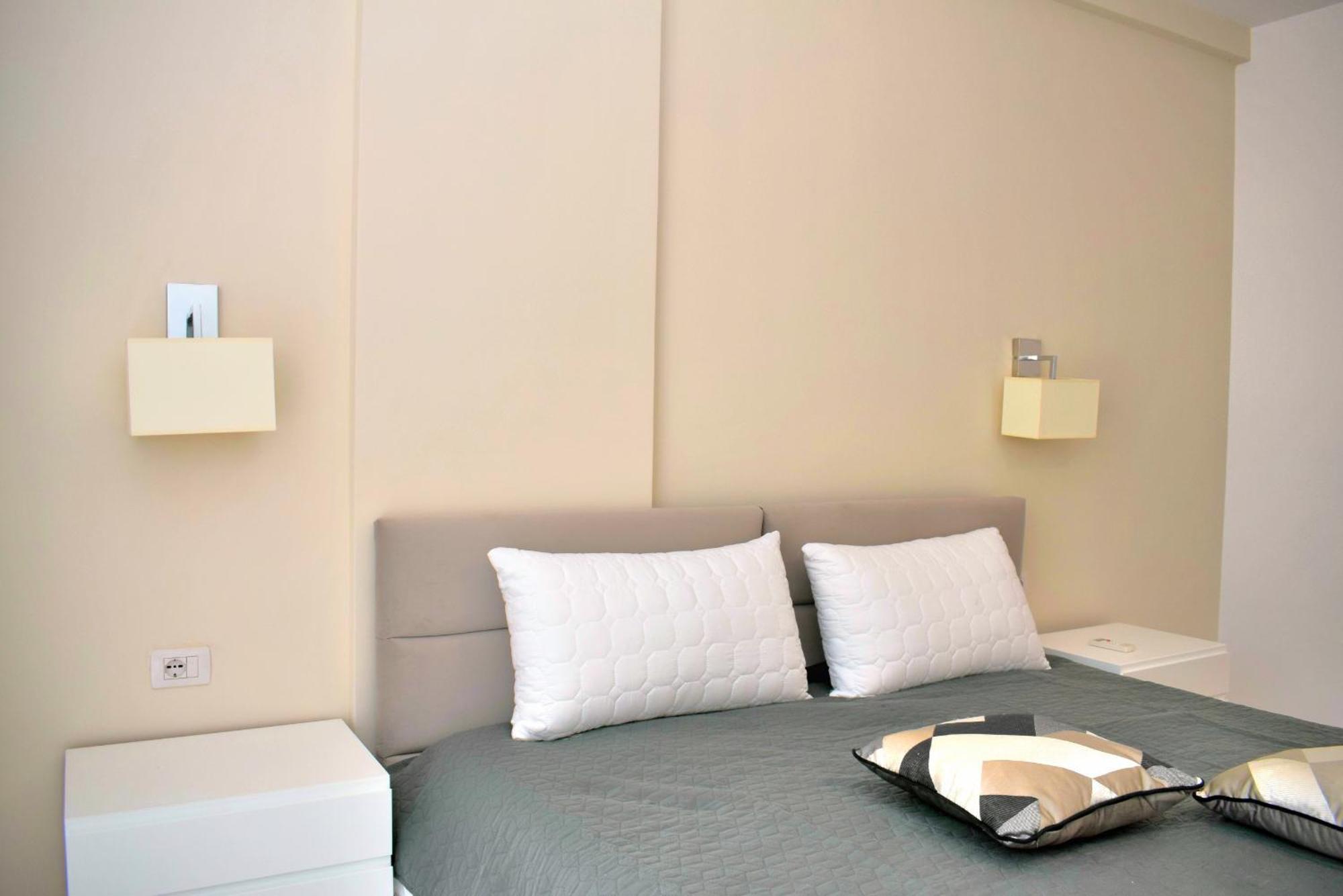 White Moon Appartement *
