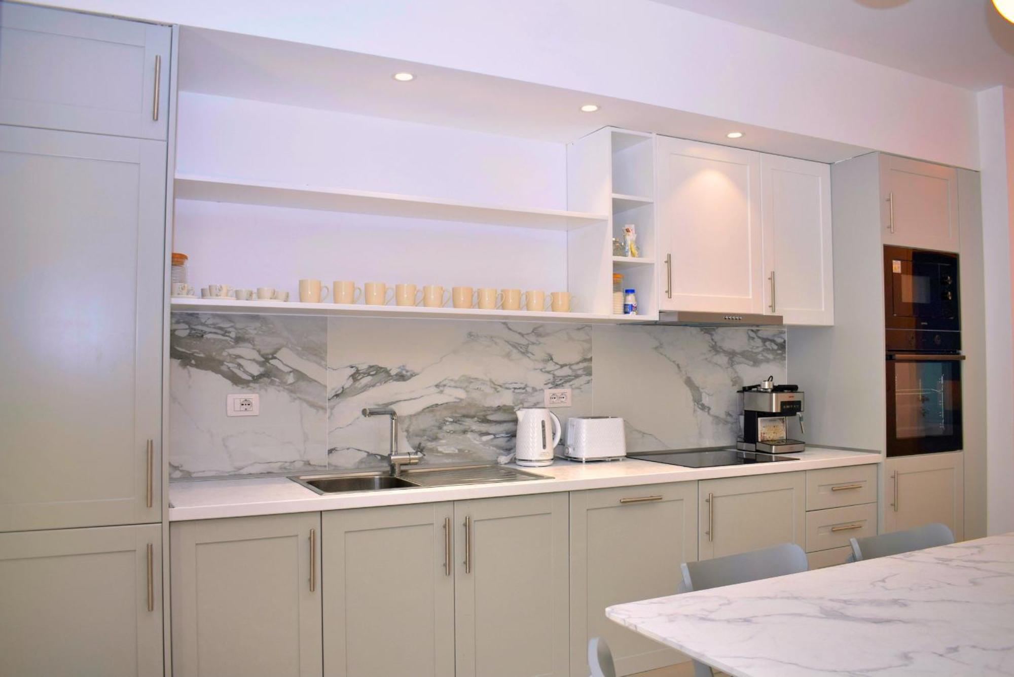 White Moon Appartement *